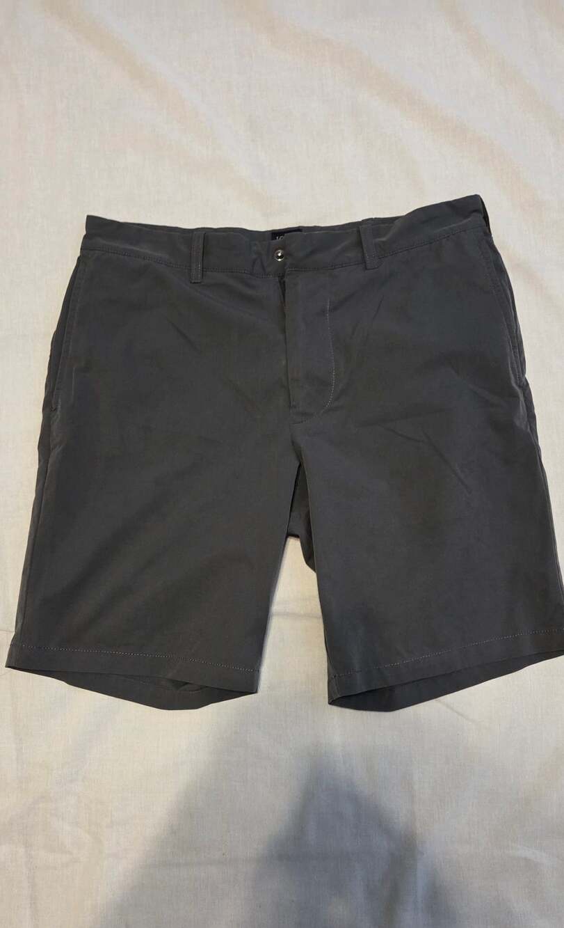 J.Crew Shorts Size 31 Gray Performance 9 Inch Inseam